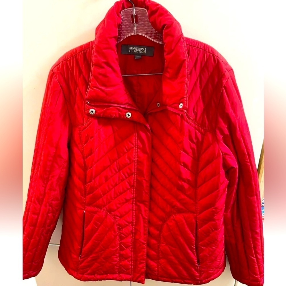 Woman’s Kenneth cole reaction Down Jacket/ Coat  Size XL Red